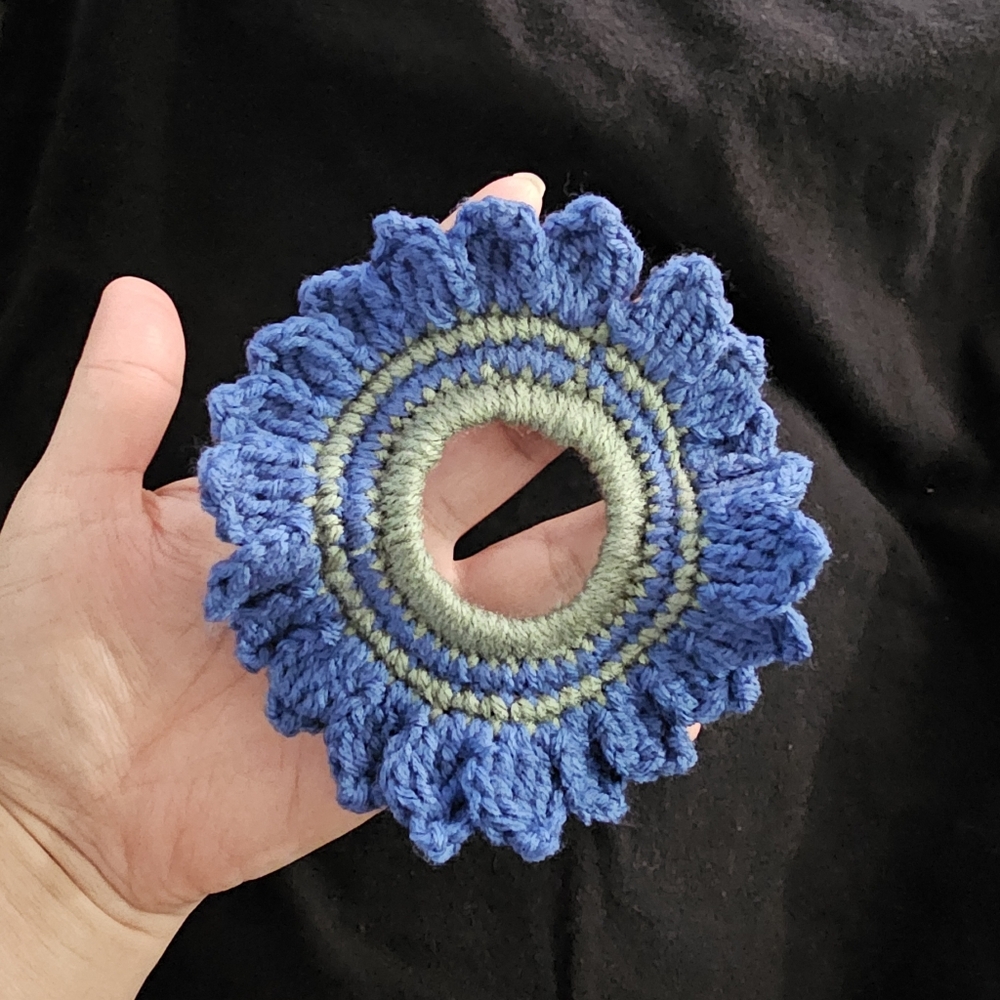 Crochet Flower Scrunchie